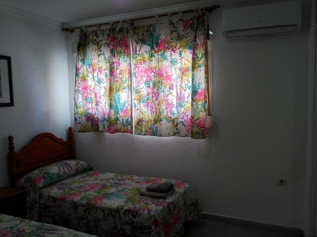 Appartement Apartroquetas à Roquetas de Mar Extérieur photo